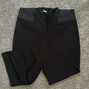 Woman’s Maurice’s dress pants. Size 22w